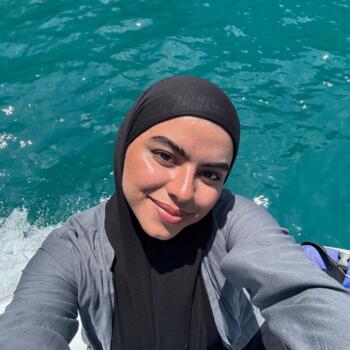 Babysitter Tangier: Farah