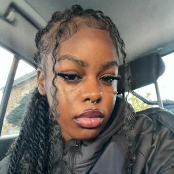 Babysitter in Arcueil: Carla-Émilia