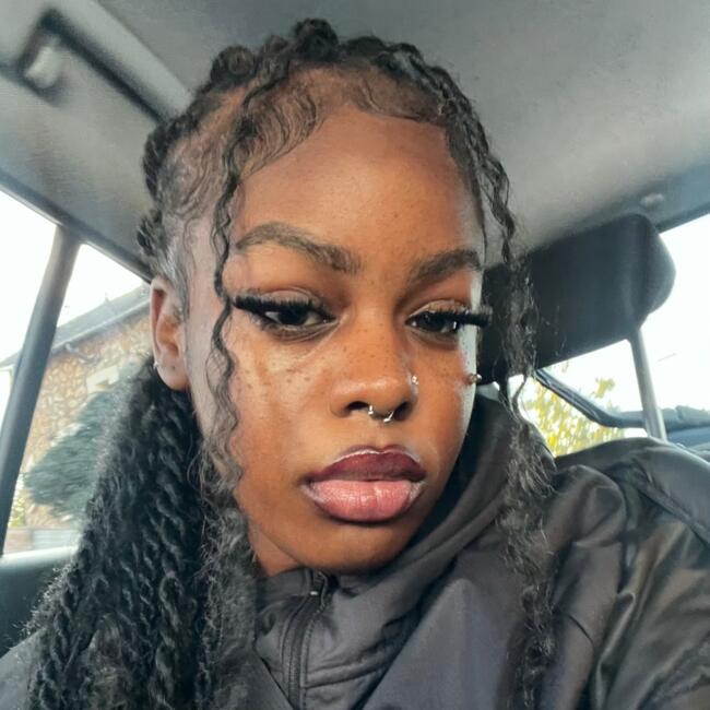 Babysitter in Arcueil: Carla-Émilia