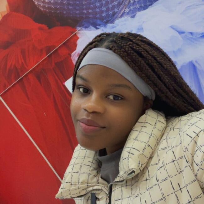 Babysitter in Suresnes: Pamela Noel