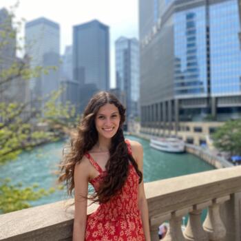 Babysitter in Coimbra: Marina