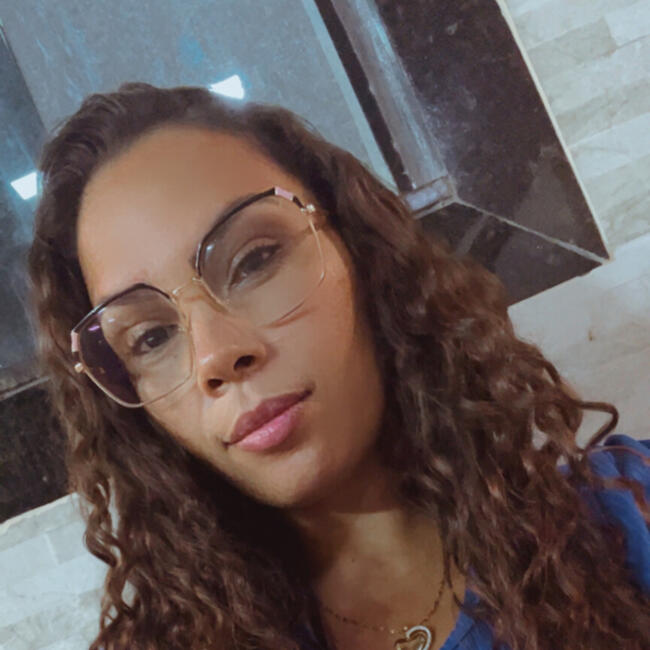 Babá em Campos dos Goytacazes: Maiara