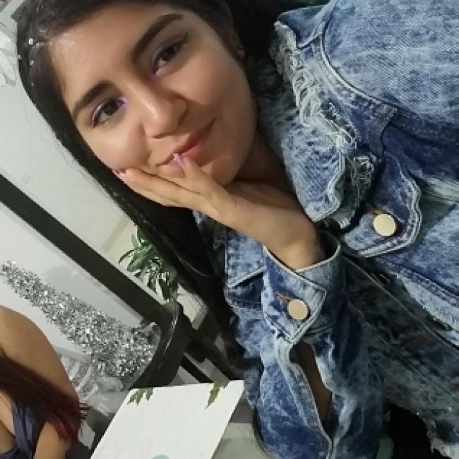 Babysitter in Santiago de Cali: Kelly Johana