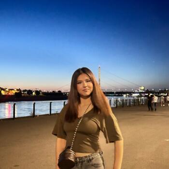 Babysitter in Düsseldorf: Hoda