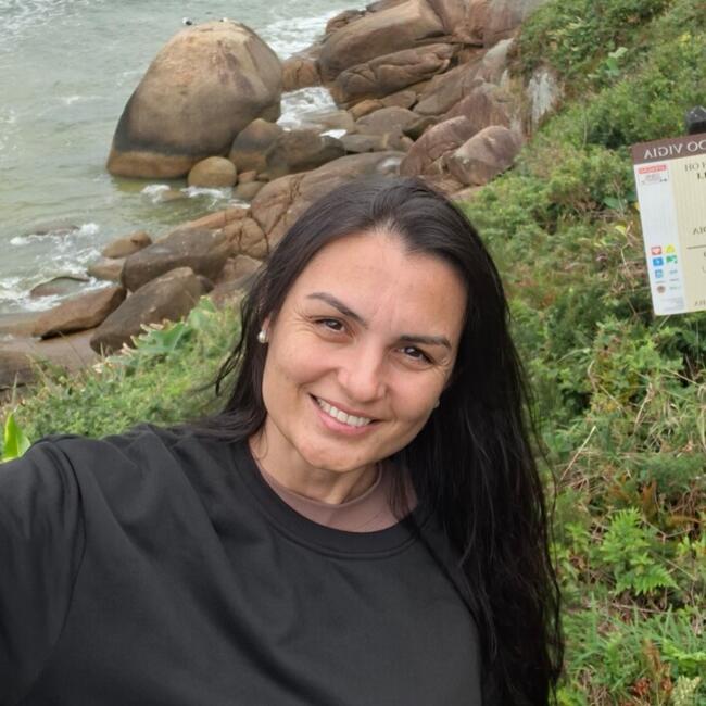 Babá em Palhoça: Taisy