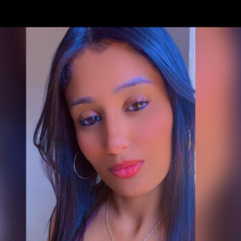 Babá em Carandaí: Camila