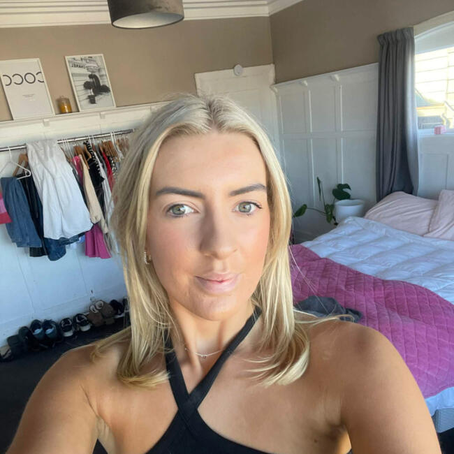 Babysitter in Dunedin: Rose