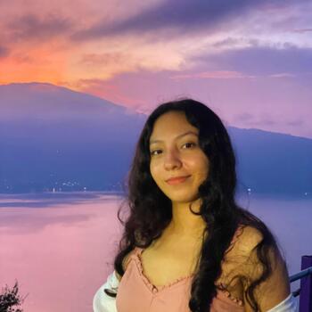 Babysitter in San Salvador: Gabriella