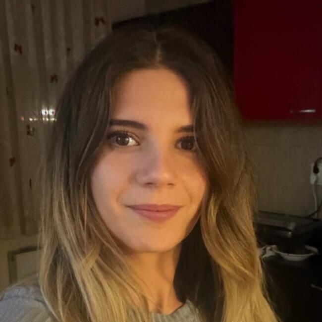 Bonă în Floreşti (Județul Cluj): Ana Maria