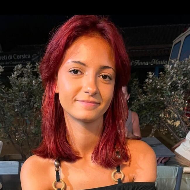 Babysitter in Villeurbanne: Manuella