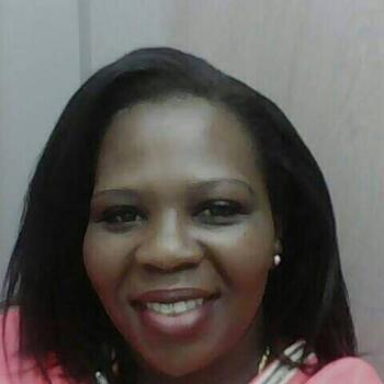 Nanny in Cape Town: Vuyelwa Vivian