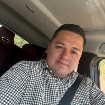 Babysitting job in Santa Ana: babysitting job Juan carlos