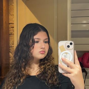 Babysitter in Paris: Justine