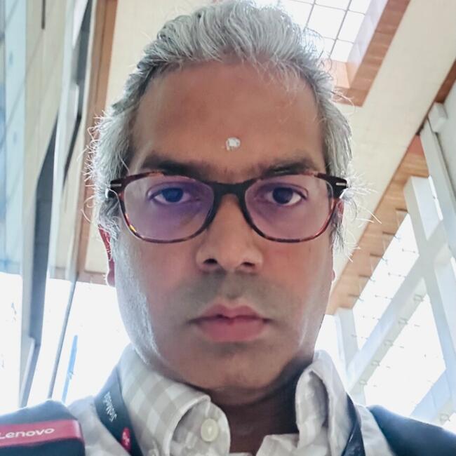 बम्बई में बेबीसिटिंग की नौकरी: Sriram