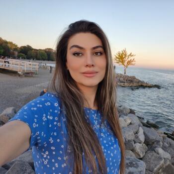 Babysitter in Toronto: Lida