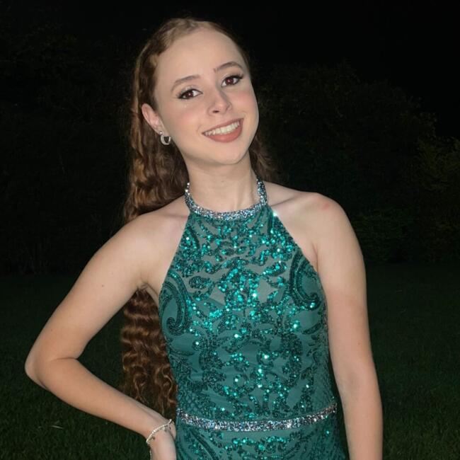 Babysitter in Anápolis: Mariany