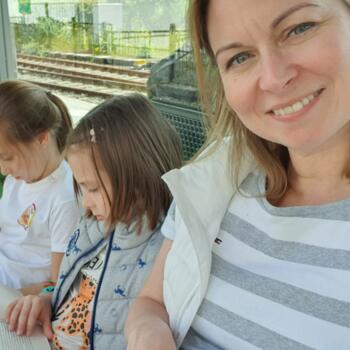 Trabajo para niñera en Győr: trabajo de niñera Zsuzsa