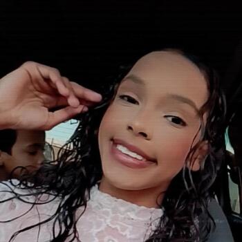 Babysitter in Poços de Caldas: Yasmin