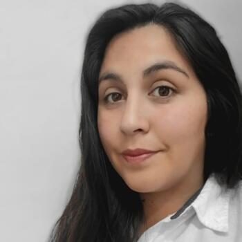 Babysitter in La Plata: Roxana