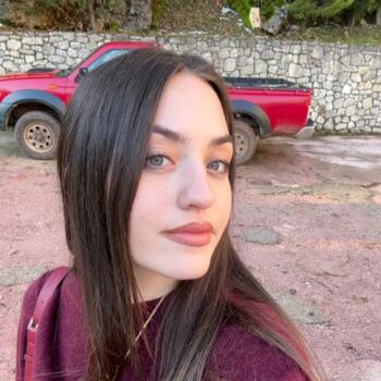 Babysitter in Néa Smýrni: Νεφέλη