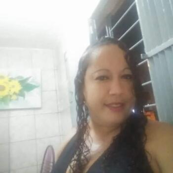 Babysitter in Recife: Adryana