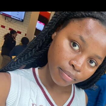 Babysitter in Cape Town: Tino