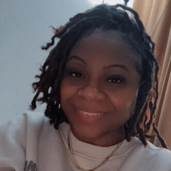 Babysitting job in Borough of Queens: babysitting job Jontra