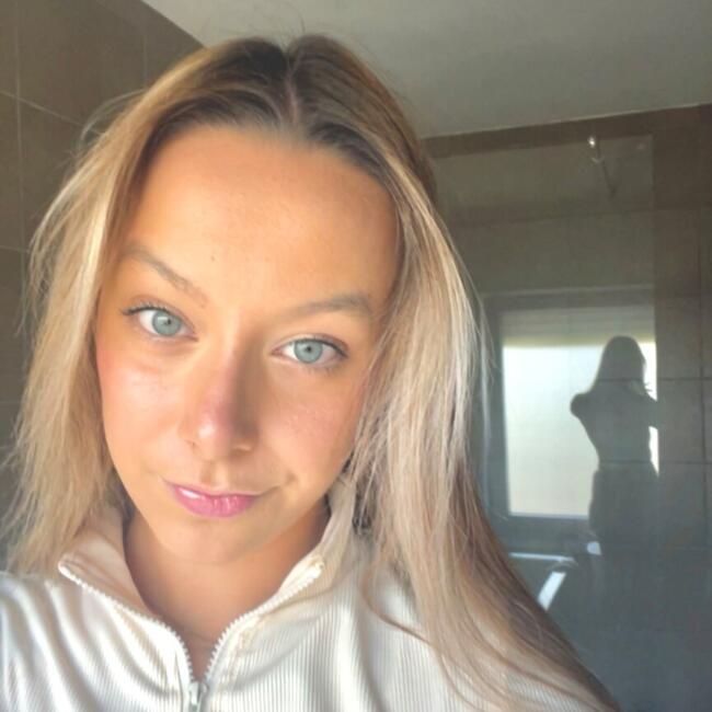 Babysitter in Oudenaarde: Hannah