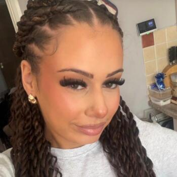 Babysitter in Croydon: Reann