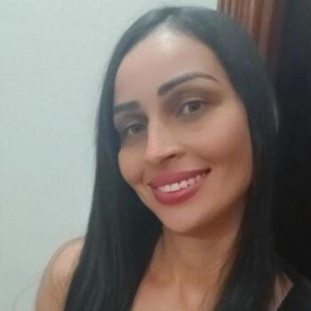 Babysitter Marília: Giane