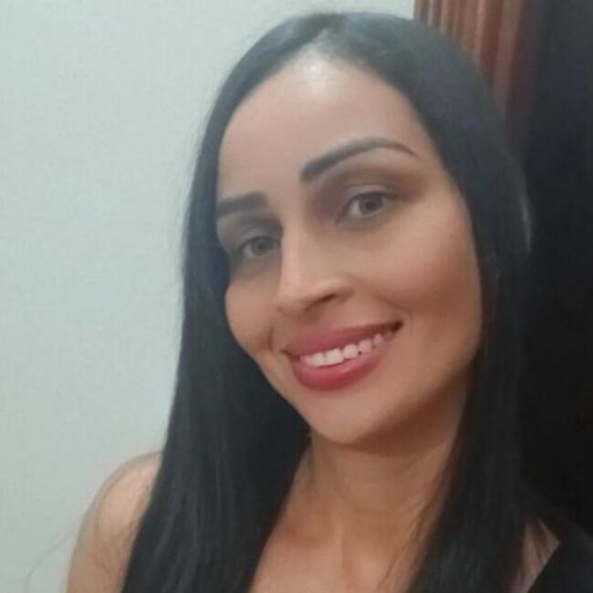 Babysitter in Marília: Giane