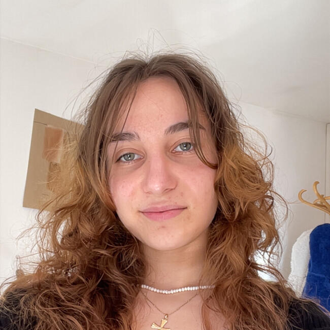 Babysitter in Revel: Anaïs