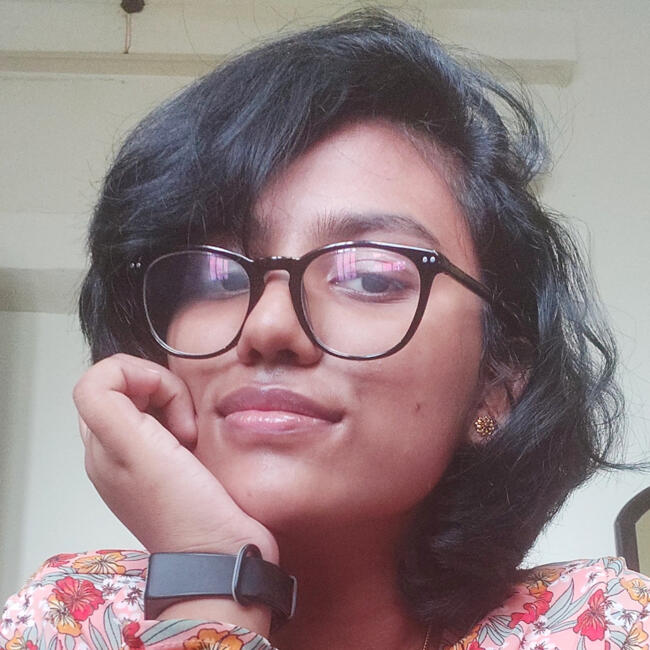 Babysitter in Hamilton: Dina