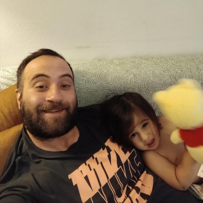 Babysitting job in Nikaia: Giorgos