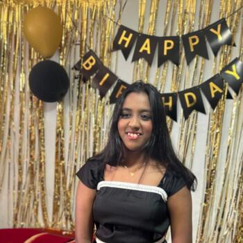 Babysitter in Singapore: Apoorva