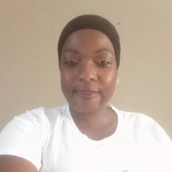 Babysitter in Tembisa (Gauteng): Calisile Ntombi