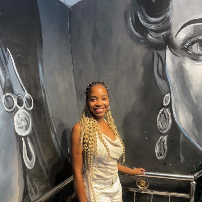 Babysitter in Westville: Divine