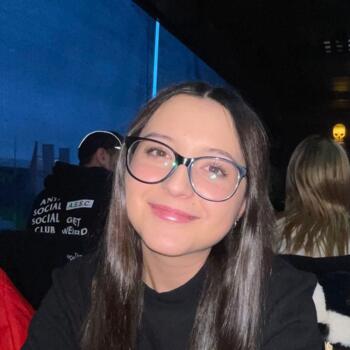 Canguro en Algete: Sara