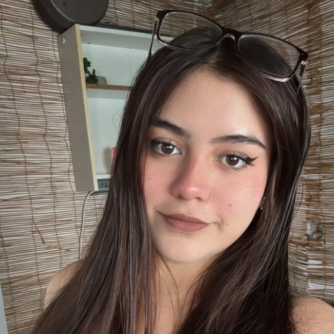 Babysitter in Sydney: Kristy