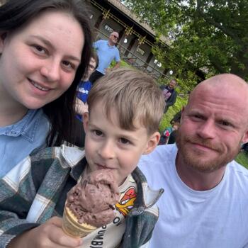 Babysitting job in Newcastle upon Tyne: babysitting job Mark