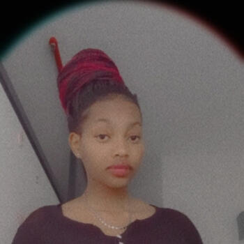 Babysitter Nairobi: Beverly