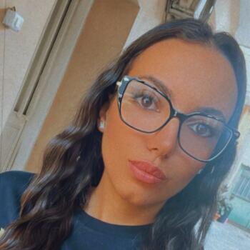 Babysitter in Giugliano in Campania: Mena