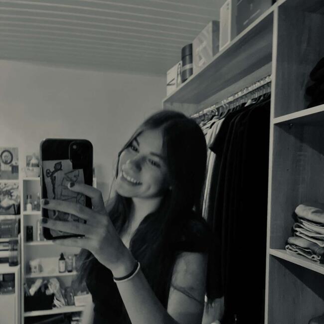 Babysitter in Frouard: Maeva