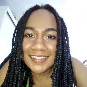 Babá Brasília: Louanne