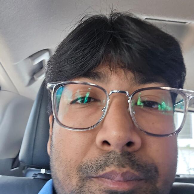 कोलकाता में बेबीसिटिंग की नौकरी: Ritesh