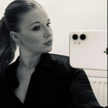 Babysitter in Oupeye: Axelle