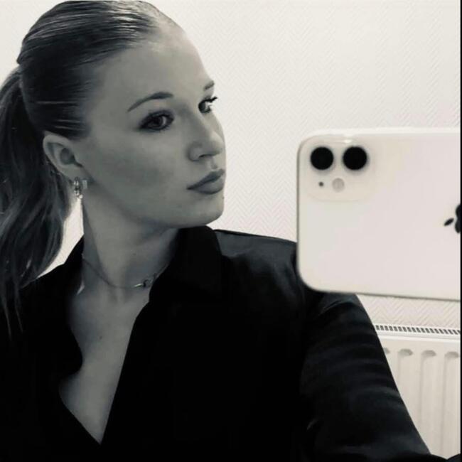 Babysitter in Oupeye: Axelle