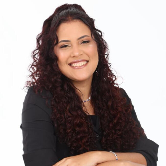 Babysitter in Recife: Marília Gabriela