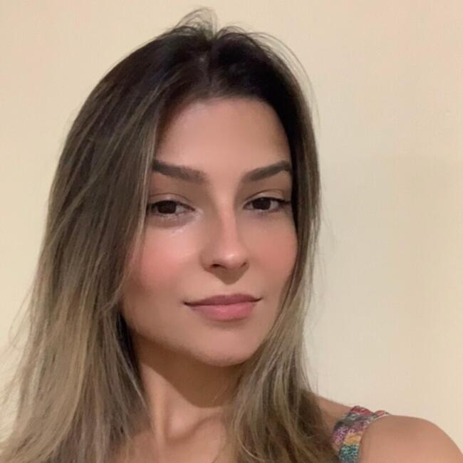 Emprego de babá em Joinville: Gabriela