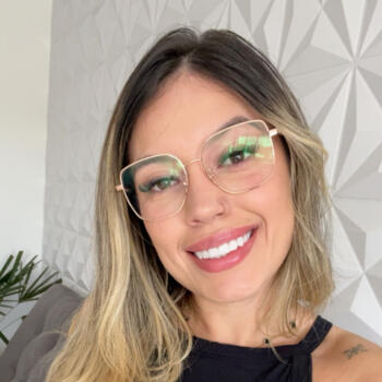 Babysitter in Gravataí: Livia